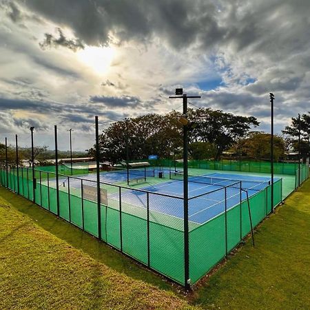 סנטה אנה Cr Mariposa Rentals Comfortable Penthouse, Ac, Pool, Gym, Tennis מראה חיצוני תמונה