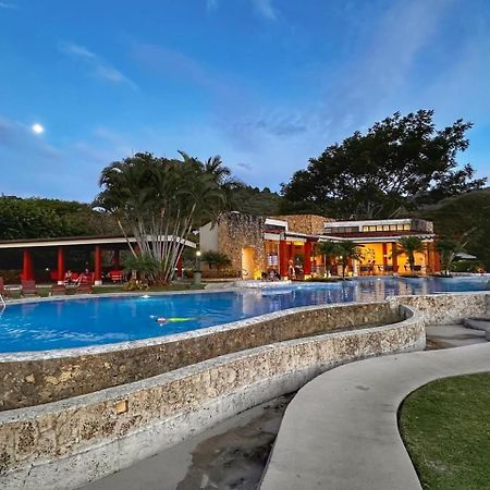 סנטה אנה Cr Mariposa Rentals Comfortable Penthouse, Ac, Pool, Gym, Tennis מראה חיצוני תמונה