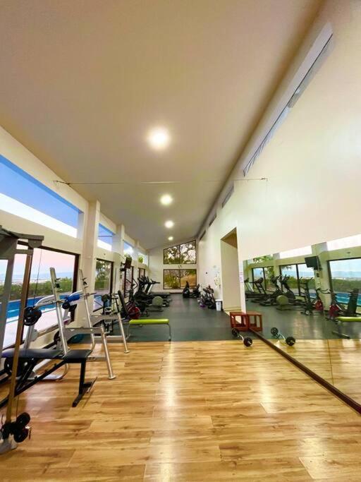 סנטה אנה Cr Mariposa Rentals Comfortable Penthouse, Ac, Pool, Gym, Tennis מראה חיצוני תמונה