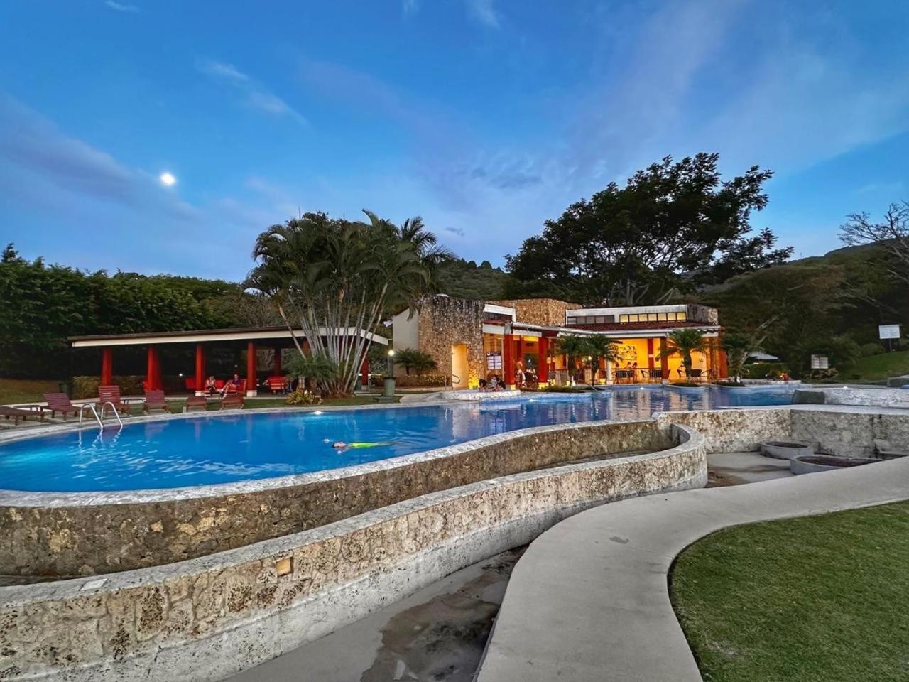 סנטה אנה Cr Mariposa Rentals Comfortable Penthouse, Ac, Pool, Gym, Tennis מראה חיצוני תמונה
